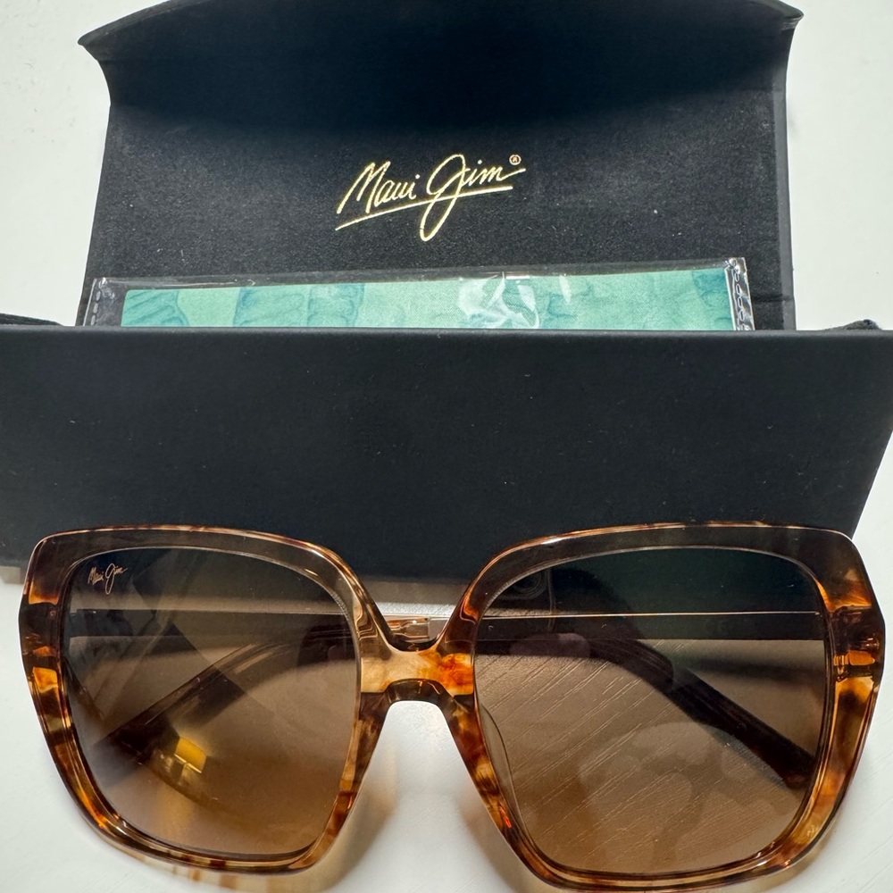 Maui Jim Poolside Tortoiseshell Polarized Sunglasses